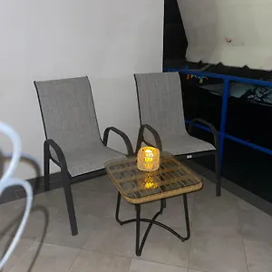 Gezos Pensión Himarë